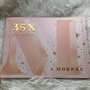 Practically brand new Morphe 35X Eyeshadow Palette